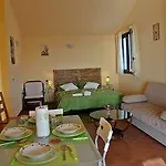 Κατάλυμα σε φάρμα Azzurra Biricchina