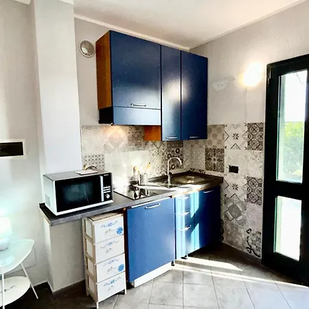 Azzurra Biricchina Feriegård Riva Ligure