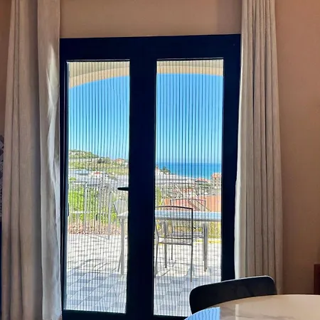 Azzurra Biricchina Lantgård Riva Ligure