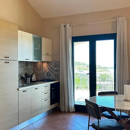 Azzurra Biricchina Lantgård Riva Ligure