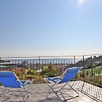 Azzurra Biricchina Alloggio per agriturismo Riva Ligure