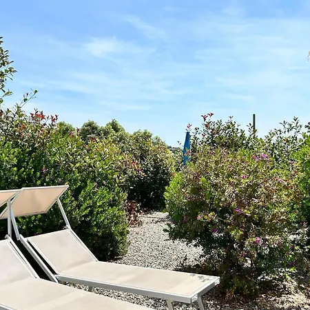 Agroturismo Azzurra Biricchina *