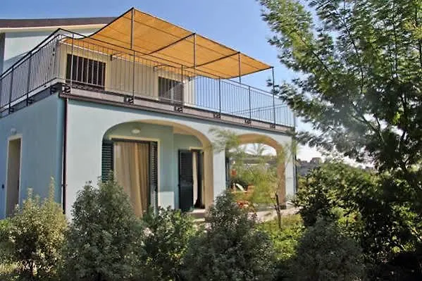 Azzurra Biricchina Agroturismo